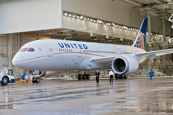 Mechanical Woes Divert Third United 787