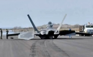 F-22 Raptor Performs Belly Landing in Nevada